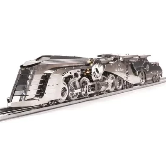 Dazzling Steamliner
