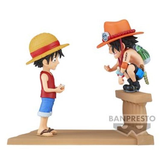 One Piece: World Collectible Figure Log Stories - Monkey D. Luffy  And Portgas D. Ace Figure
