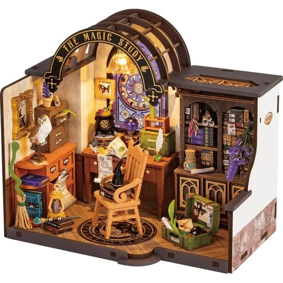 Robotime Diy Huisje The Magic Study Met Led Verlichting Dg166 21X13X19Cm